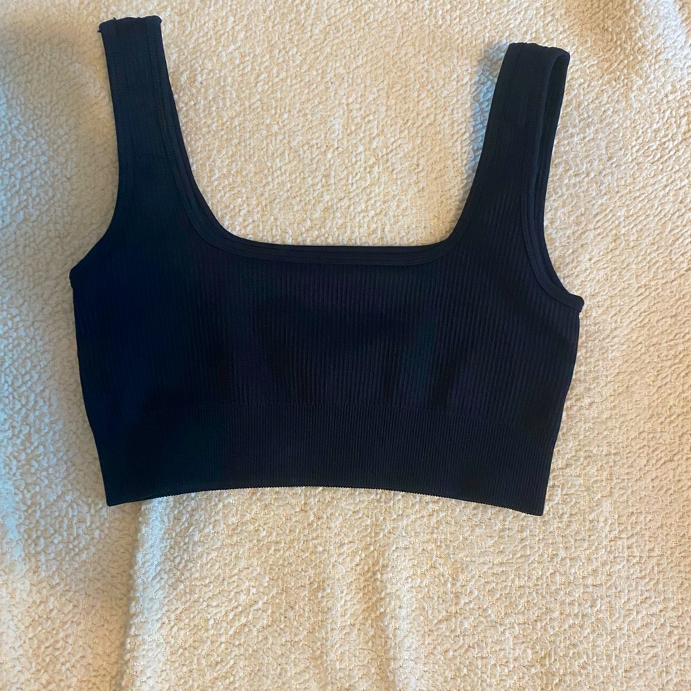 Simple black supportive top